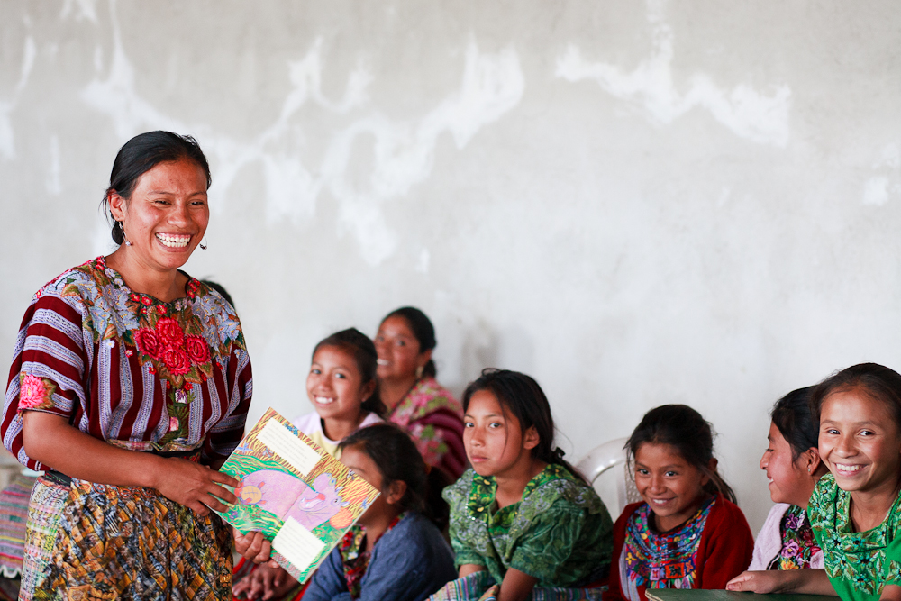 Child Aid intern in girls club in El Llano Guatemala